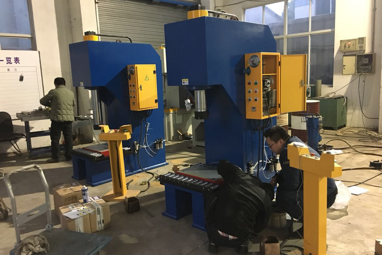 国产亚洲美日韩AV中文字幕无码成人