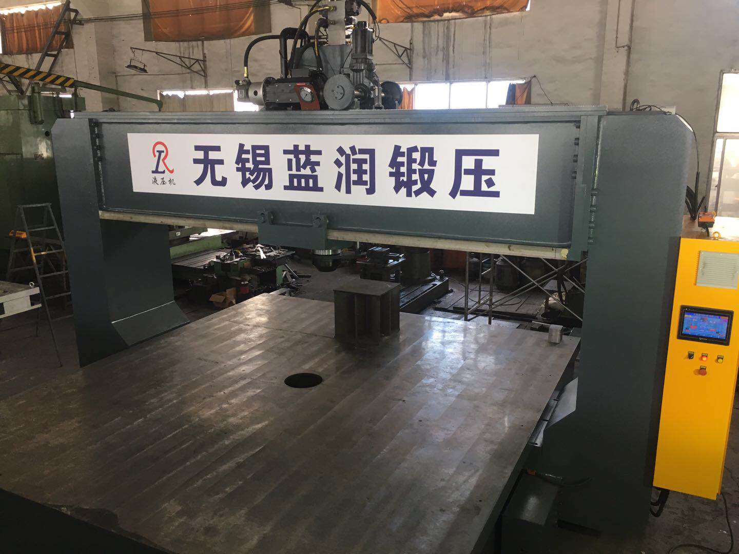 国产亚洲美日韩AV中文字幕无码成人