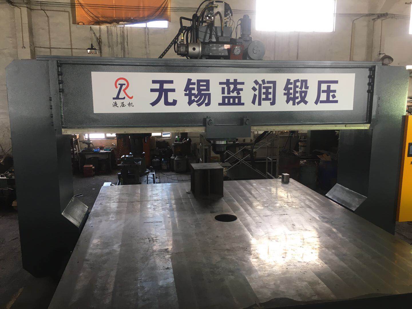 国产亚洲美日韩AV中文字幕无码成人